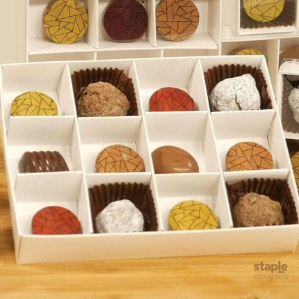 100 Pack of White Card Chocolate Sweet Soap Product Retail Gift Box - 12 bay 4x4x3cm Compartments - Clear Slide On Lid
