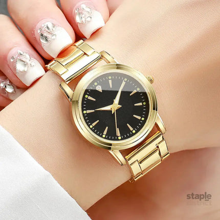 Couple Quartz Gold Watches Set - Fashion > Women’s Fashion > Women’s Watches